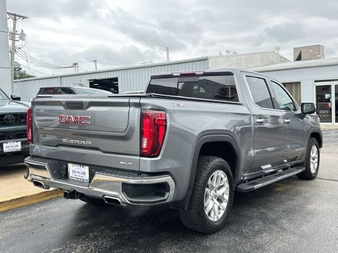 Used 2021 GMC Sierra 1500 SLT w/ SLT Premium Package AWD/4WD image 12