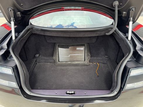 Used 2011 Aston Martin DB9 Coupe RWD image 32