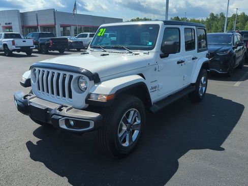 Used 2021 Jeep Wrangler Unlimited Sahara w/ Safety Group AWD/4WD image 4