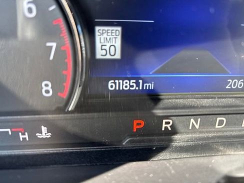 Used 2022 Ford Explorer XLT w/ Equipment Group 202A image 16