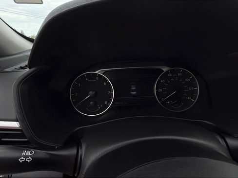 Used 2020 Nissan Altima 2.5 S FWD image 11