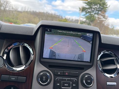 Used 2016 Ford F350 Lariat w/ Lariat Ultimate Package image 20