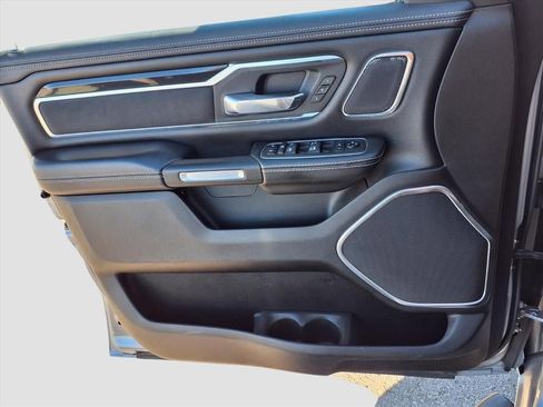 Used 2019 RAM 1500 Laramie image 26