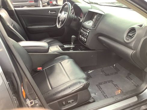 Used 2009 Nissan Maxima 3.5 SV w/ Tech Pkg FWD image 15