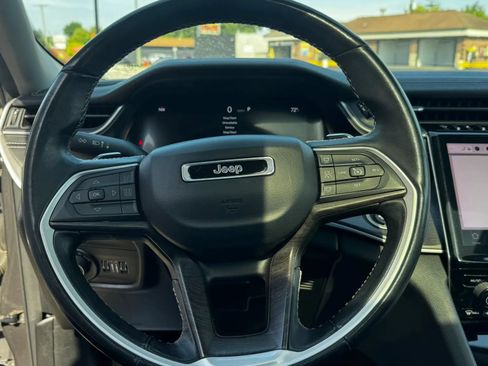 Used 2022 Jeep Grand Cherokee L Limited AWD/4WD image 36