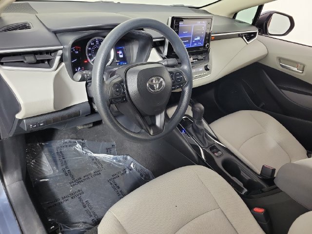 Used 2021 Toyota Corolla LE FWD image 17