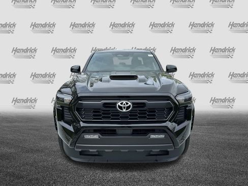 Certified 2025 Toyota Tacoma TRD Sport AWD/4WD image 3
