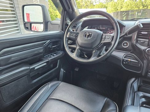 Used 2024 RAM 2500 Limited AWD/4WD image 9