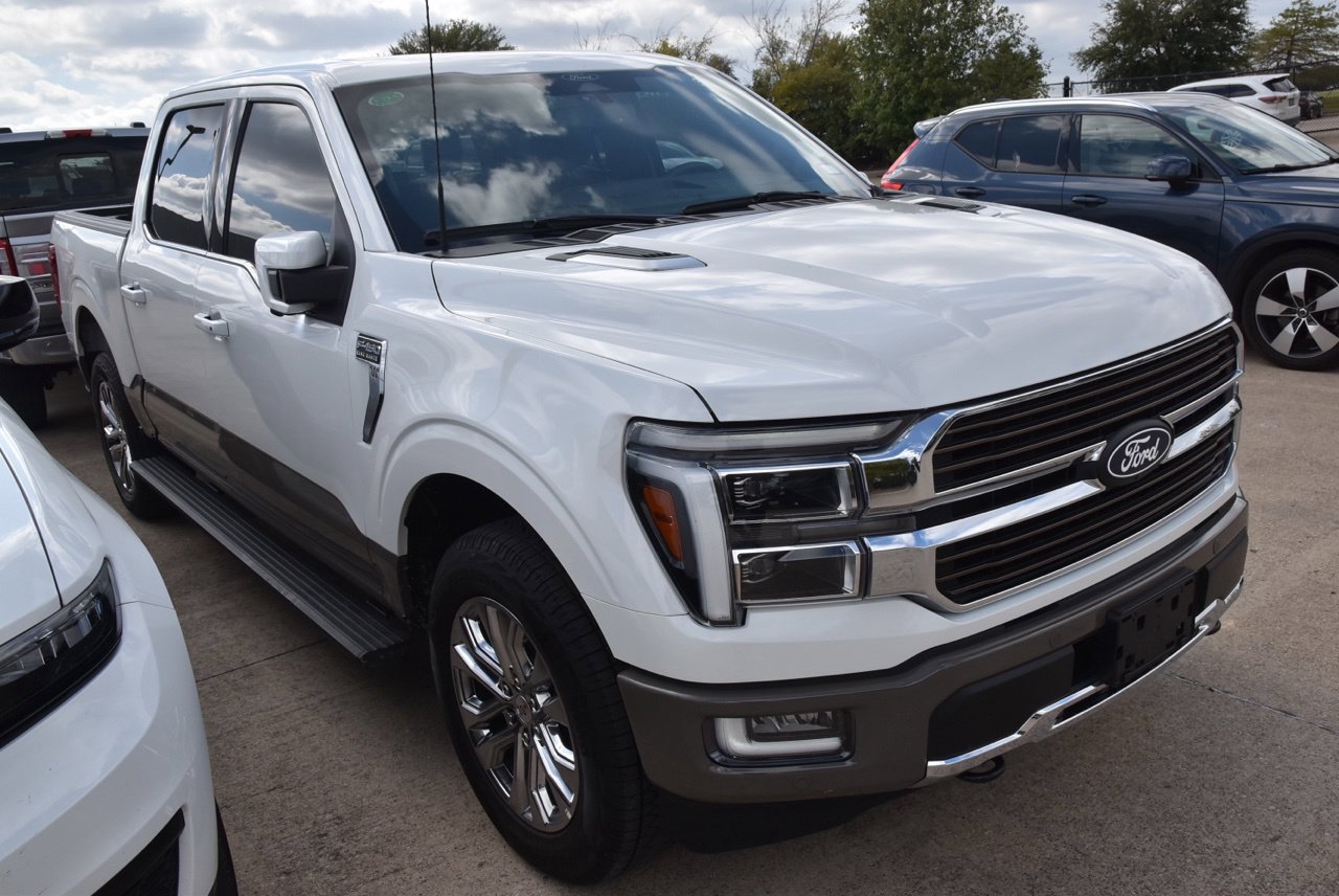 Used 2025 Ford F150 King Ranch w/ FX4 Off-Road Package AWD/4WD image 4