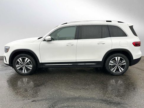 Used 2026 Mercedes-Benz GLB 250 4MATIC image 7