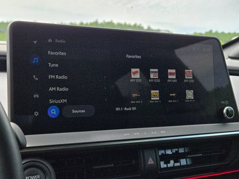 Used 2024 Toyota Prius Prime Premium w/ Advanced Technology Package FWD image 20