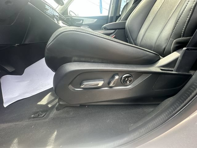 Used 2023 Acura MDX w/ Technology Package AWD/4WD image 38