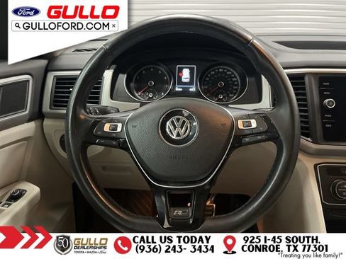 Used 2018 Volkswagen Atlas SE w/ R-Line Package FWD image 12
