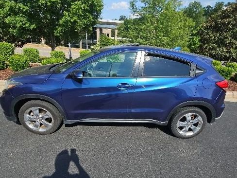 Used 2016 Honda HR-V EX image 1