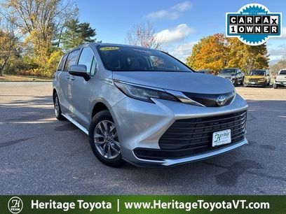 Certified 2022 Toyota Sienna LE