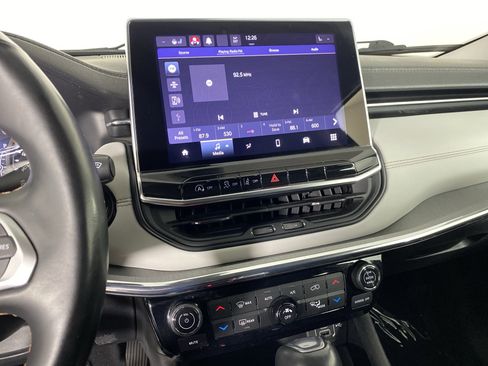 Used 2022 Jeep Compass Limited image 27