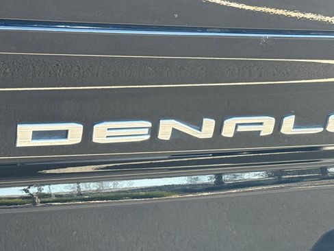 Used 2021 GMC Sierra 1500 Denali w/ Denali Ultimate Package image 36