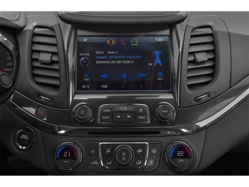 Used 2015 Chevrolet Impala LT w/ Convenience Package image 13