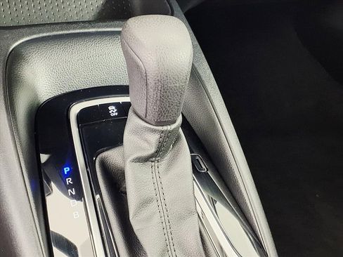 Used 2023 Toyota Corolla LE image 21