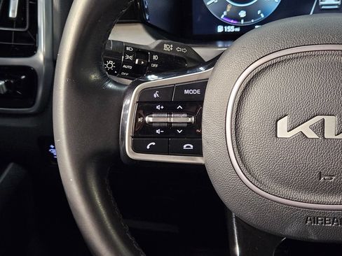 Used 2023 Kia Sorento SX AWD/4WD image 28