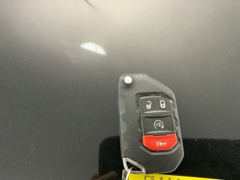 Used 2020 Jeep Wrangler Sport image 30