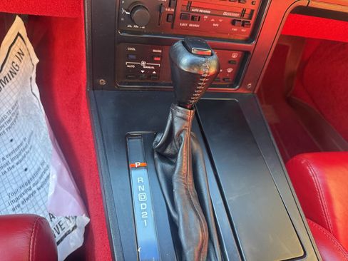 Used 1989 Chevrolet Corvette Coupe image 18