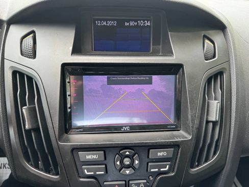 Used 2013 Ford Focus SE FWD image 23