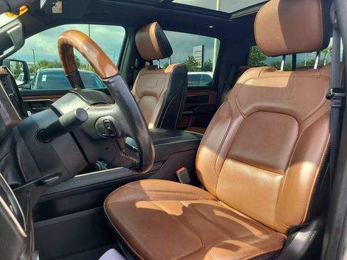 Used 2019 RAM 1500 Limited AWD/4WD image 22