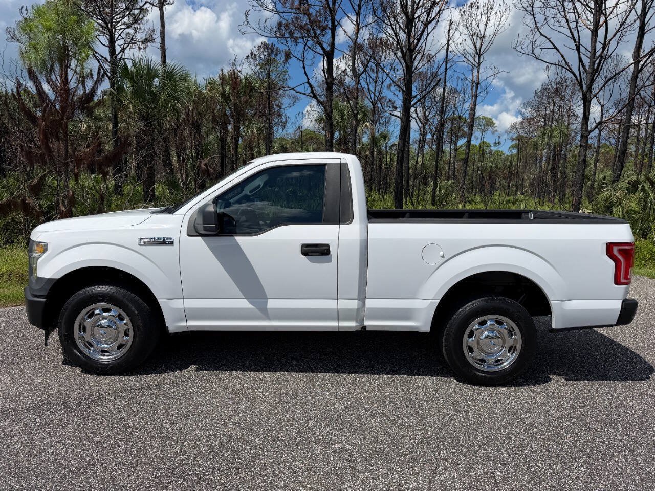 Used 2017 Ford F150 XL w/ XL Power Equipment Group RWD image 2