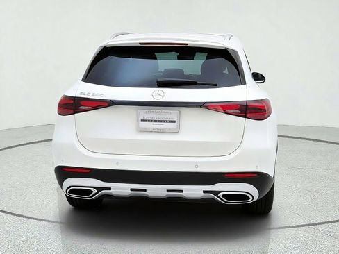Certified 2026 Mercedes-Benz GLC 300 image 10
