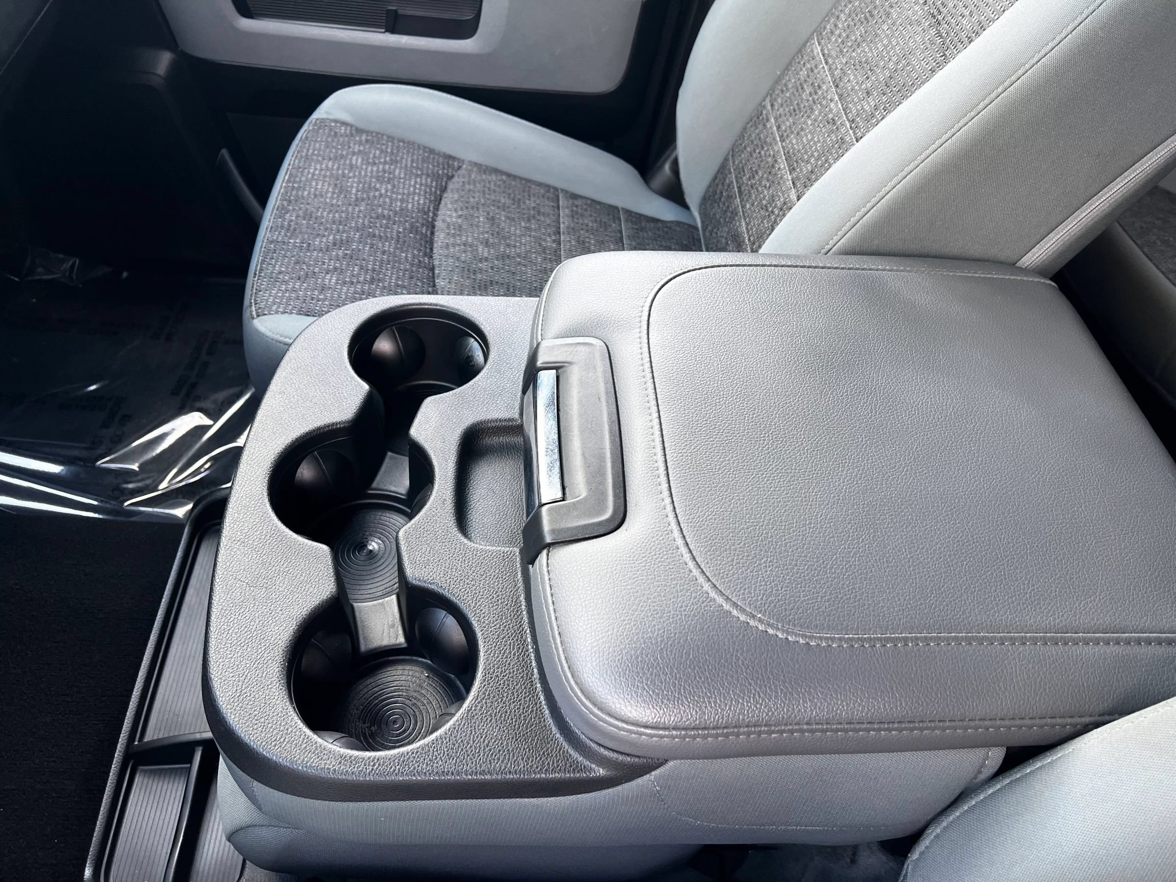 Used 2019 RAM 1500 Classic SLT w/ Luxury Group RWD image 17