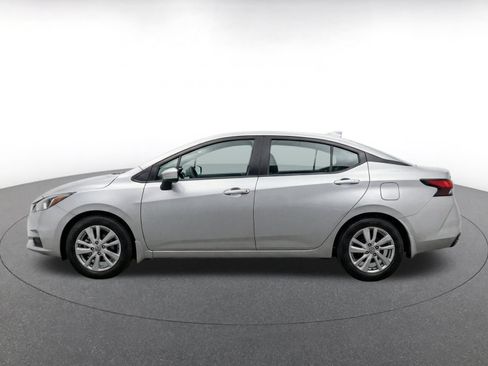 Used 2025 Nissan Versa SV FWD image 4