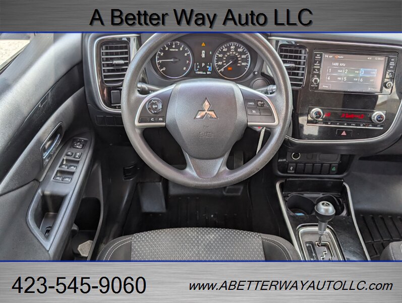 Used 2020 Mitsubishi Outlander ES FWD image 8