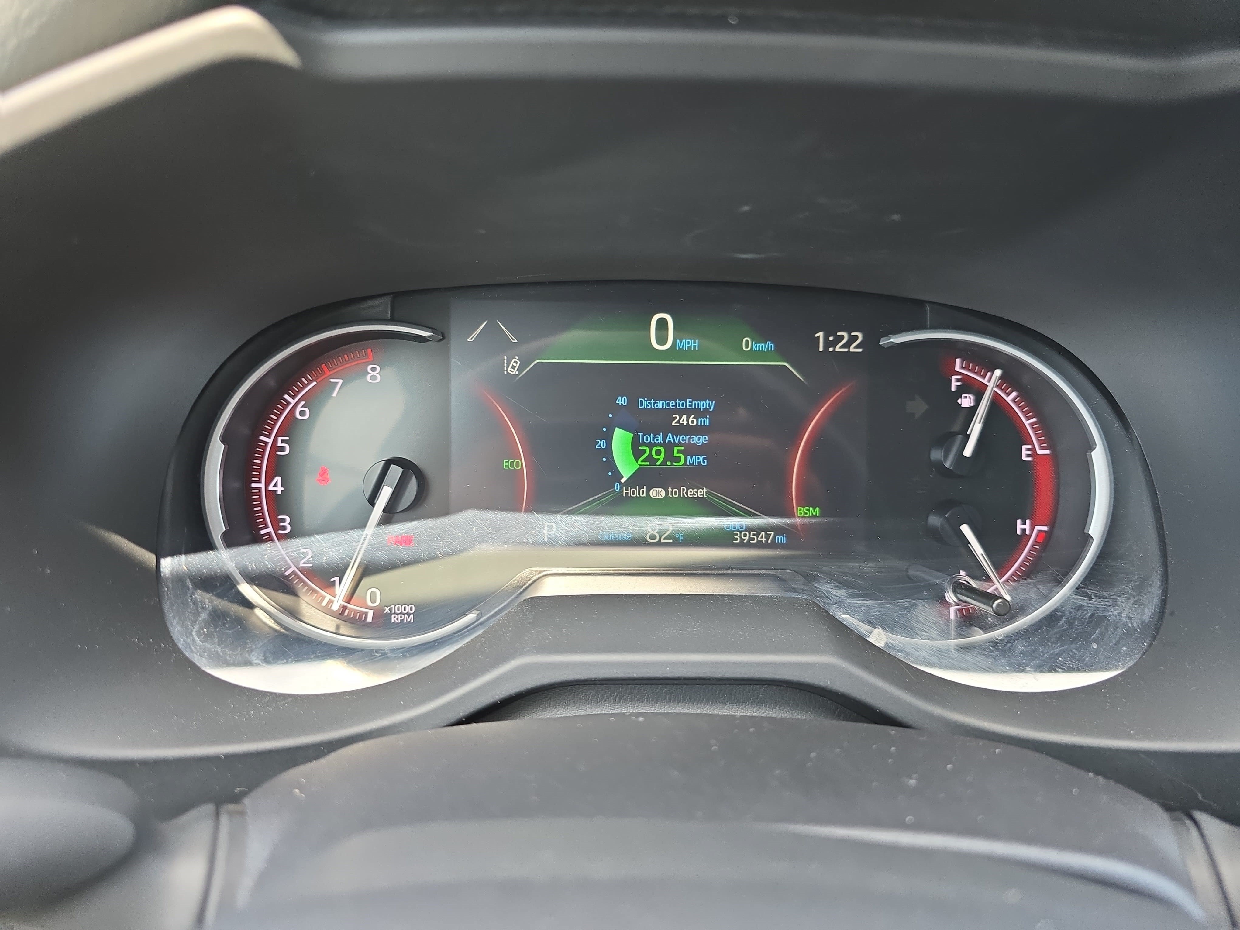 Used 2025 Toyota RAV4 XLE FWD image 18