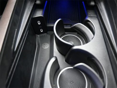 New 2025 Mercedes-Benz E 350 Sedan image 9