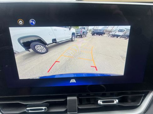 Used 2025 Chevrolet Equinox LT image 60