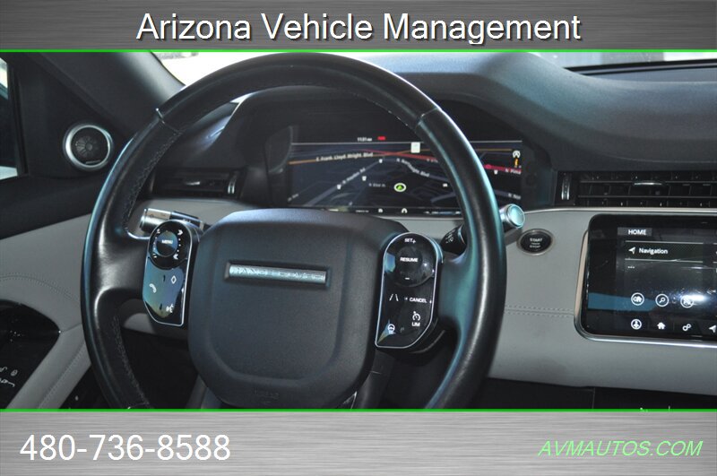 Used 2020 Land Rover Range Rover Evoque SE AWD/4WD image 30