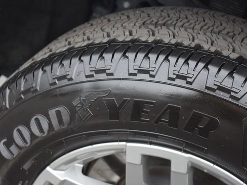 Certified 2023 Chevrolet Colorado LT w/ LT Convenience Package II image 30