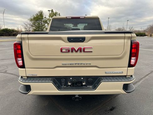 Used 2022 GMC Sierra 1500 Elevation image 4