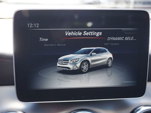 Used 2020 Mercedes-Benz GLA 250 4MATIC image 27