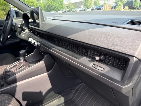 Certified 2024 Honda CR-V Sport image 25
