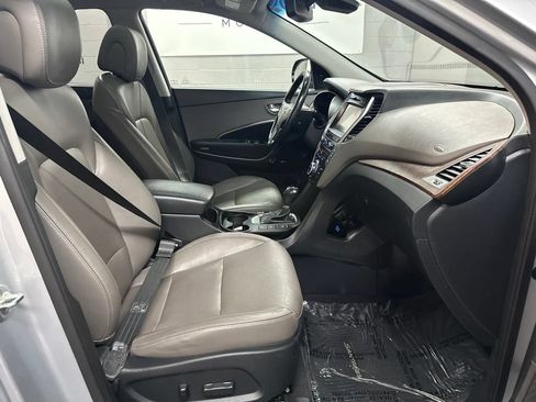 Used 2017 Hyundai Santa Fe Limited AWD/4WD image 20