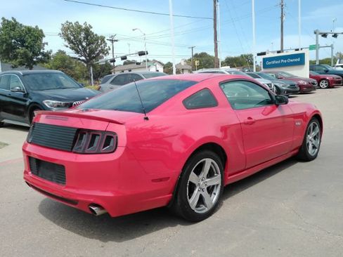 Used 2013 Ford Mustang GT Premium RWD image 6