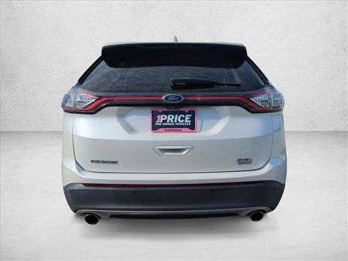 Used 2018 Ford Edge SEL w/ Equipment Group 201A FWD image 7