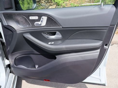 New 2026 Mercedes-Benz GLS 450 4MATIC image 11