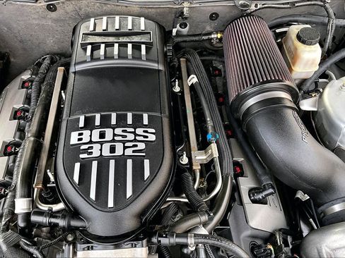 Used 2013 Ford Mustang GT image 32