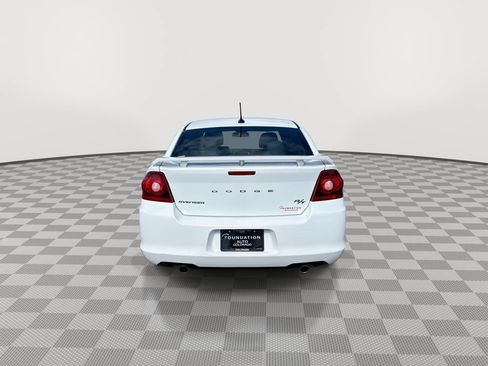 Used 2012 Dodge Avenger R/T FWD image 10