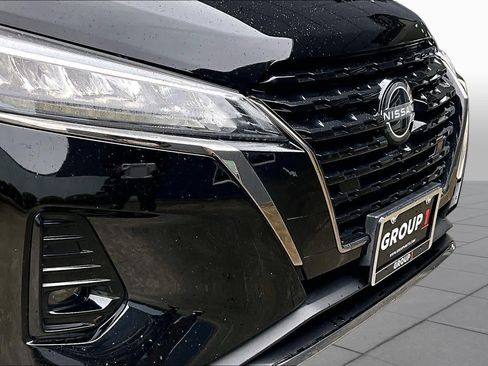 Certified 2024 Nissan Kicks SR FWD image 29