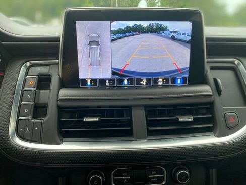 Used 2021 Chevrolet Tahoe RST w/ Luxury Package AWD/4WD image 30