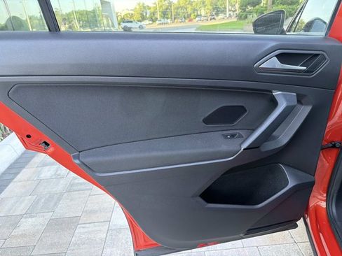 Used 2019 Volkswagen Tiguan S w/ Driver Assistance Package FWD image 13